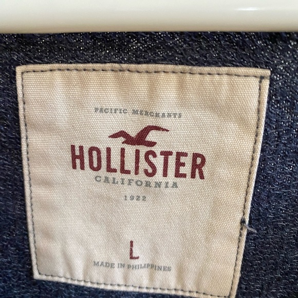 Hollister navy sweatshirt size large - Picture 4 of 8